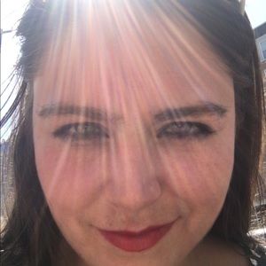 Meet your Posher, Alison